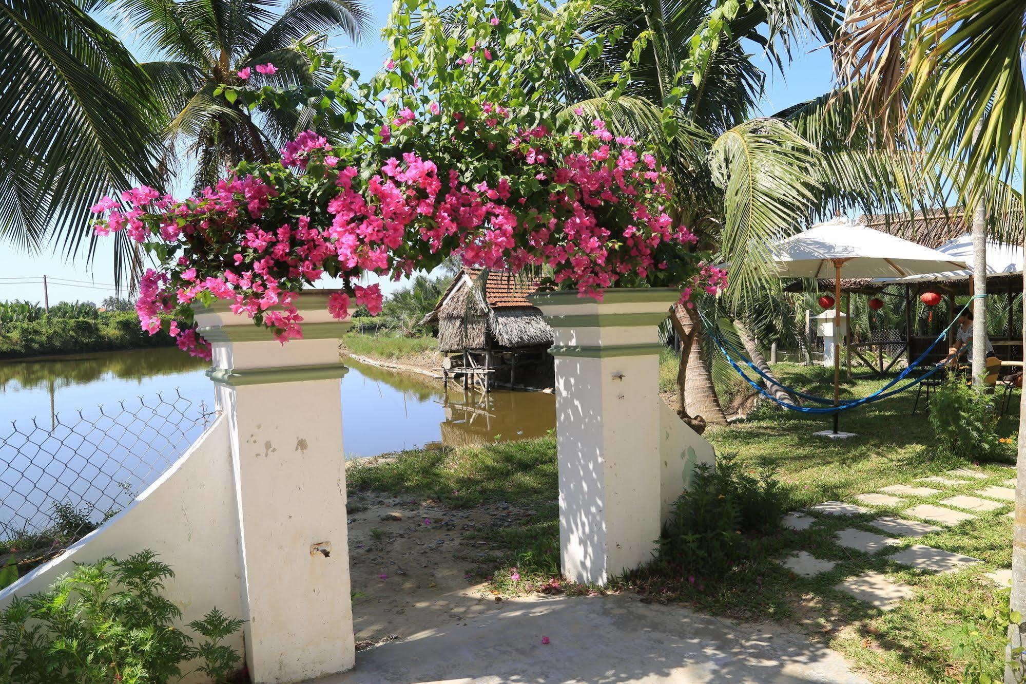 Lakeview Villa Homestay Hoi An Exterior photo